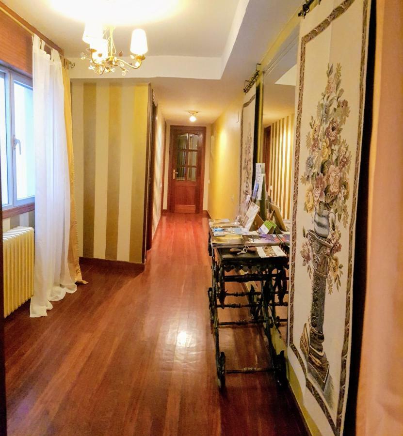 La Casa de Lorenzo La Guardia Esterno foto